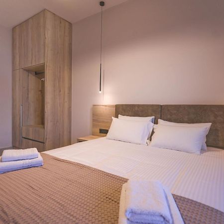 Santa Marina Apartments Rodhákinon Dış mekan fotoğraf