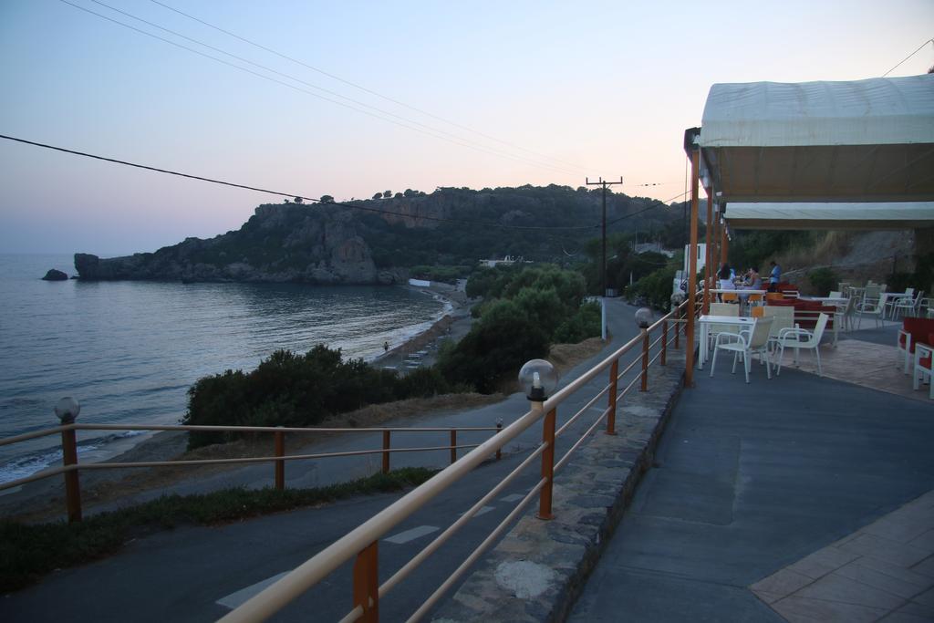 Santa Marina Apartments Rodhákinon Dış mekan fotoğraf