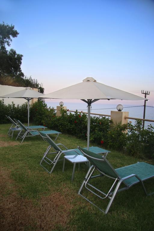 Santa Marina Apartments Rodhákinon Dış mekan fotoğraf