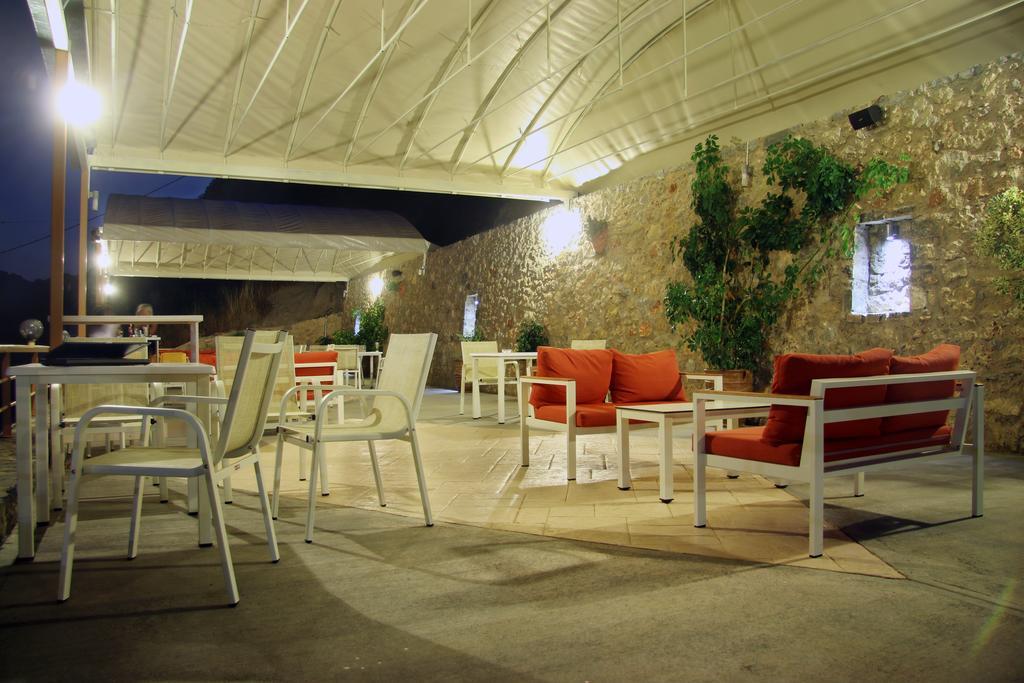 Santa Marina Apartments Rodhákinon Dış mekan fotoğraf