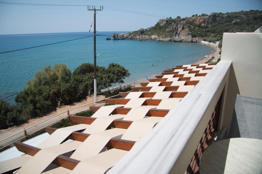 Santa Marina Apartments Rodhákinon Oda fotoğraf