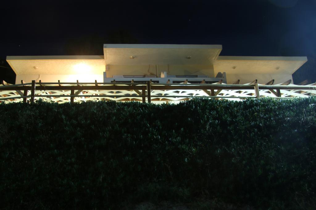 Santa Marina Apartments Rodhákinon Dış mekan fotoğraf