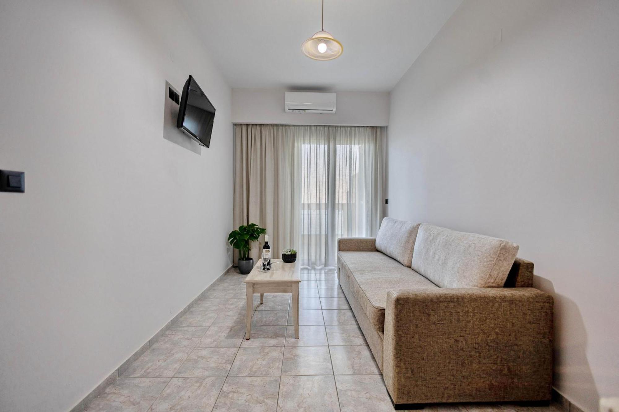 Santa Marina Apartments Rodhákinon Dış mekan fotoğraf