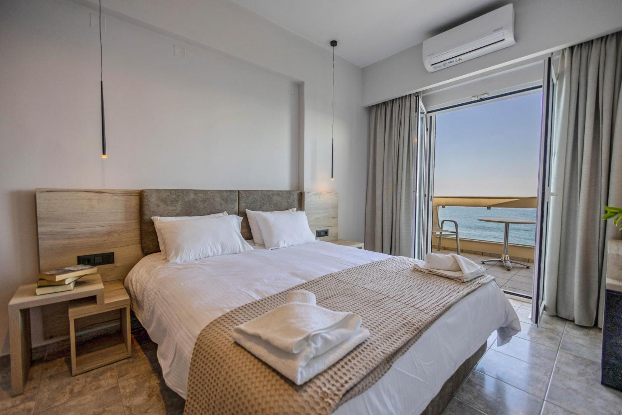 Santa Marina Apartments Rodhákinon Dış mekan fotoğraf