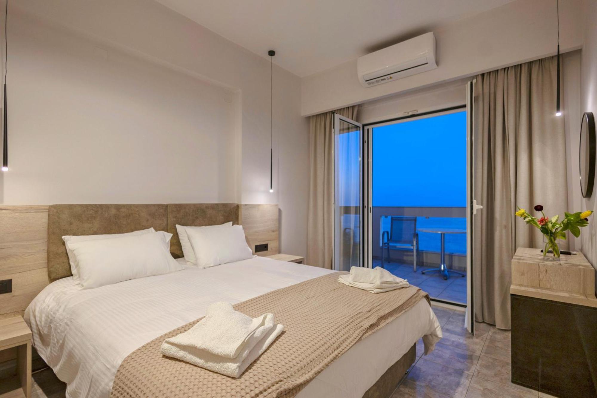 Santa Marina Apartments Rodhákinon Dış mekan fotoğraf